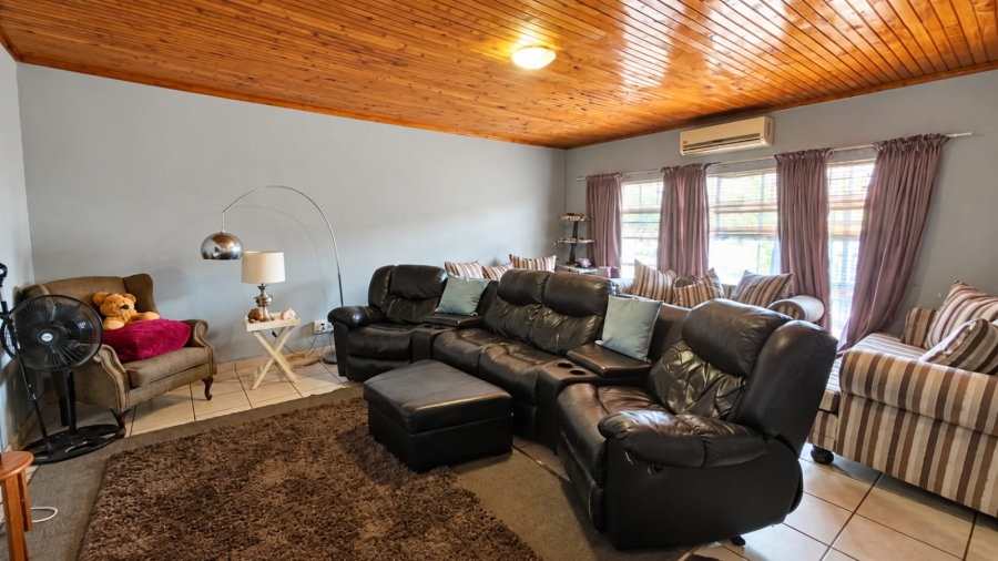3 Bedroom Property for Sale in Ifafi North West